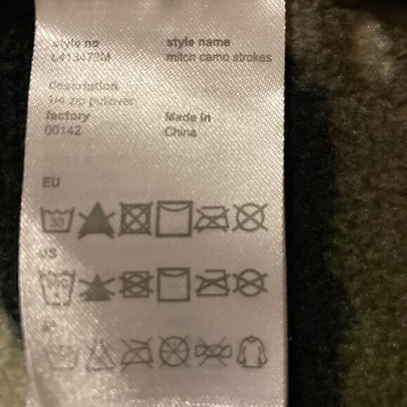 WeSC Camo Fleece Unisex Pullover Size Men’s L/Women’s XL - Picture 6 of 7